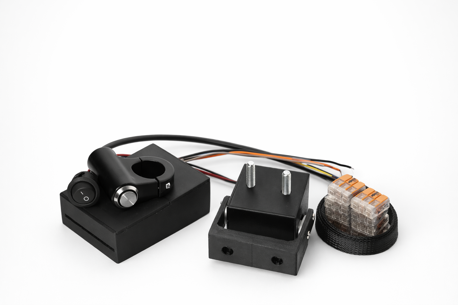 License plate and relay set